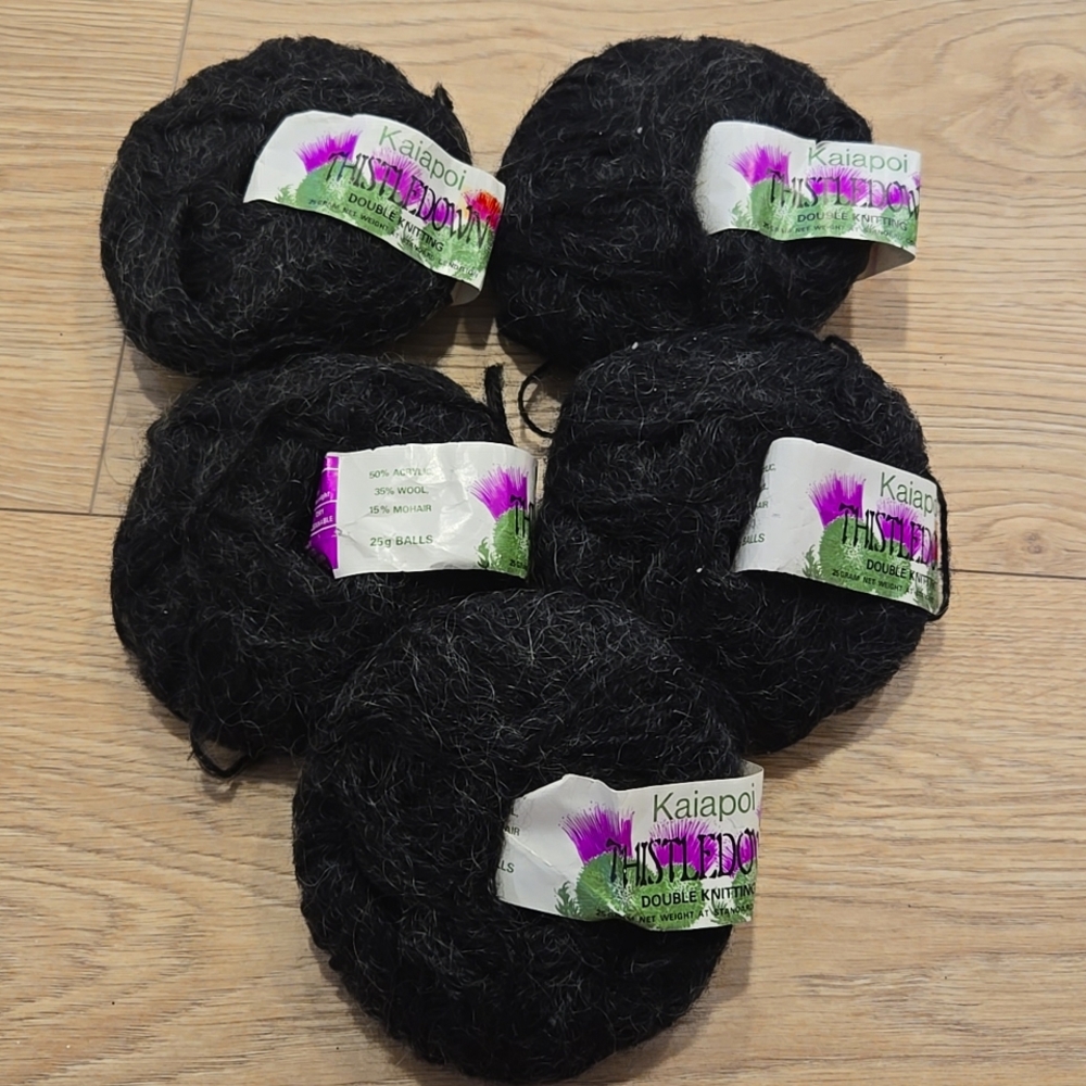 Black Mohair Blend Yarn